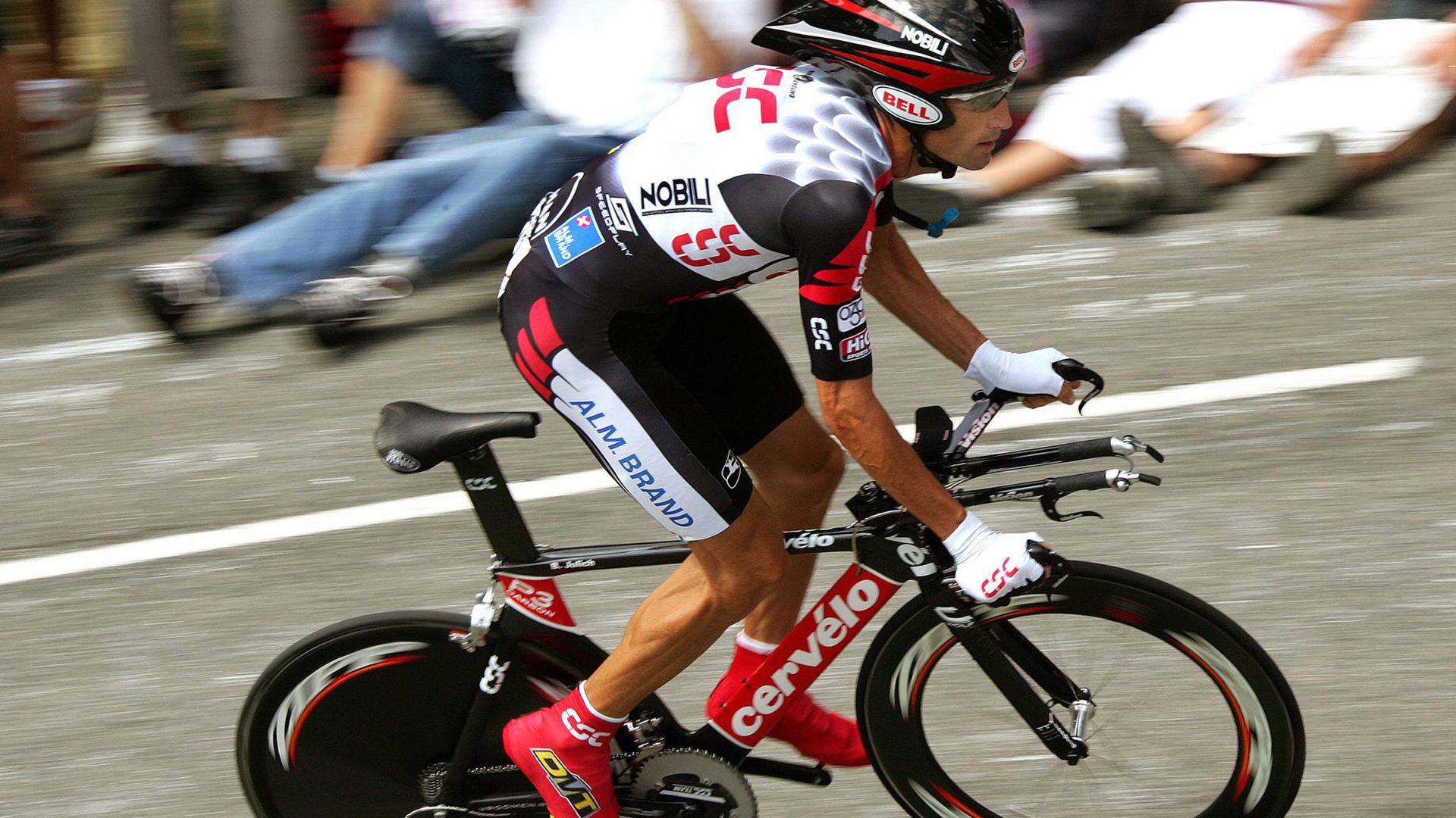 体育新闻中心热点专题上线，体育新闻!